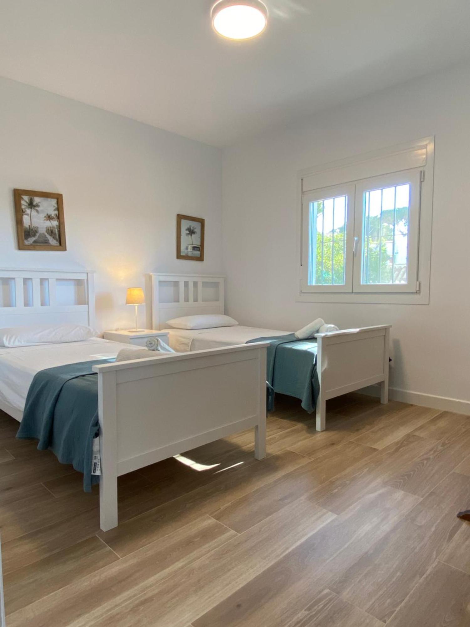 Independent Villa Beach House El Bosque 라칼라데미야스 외부 사진