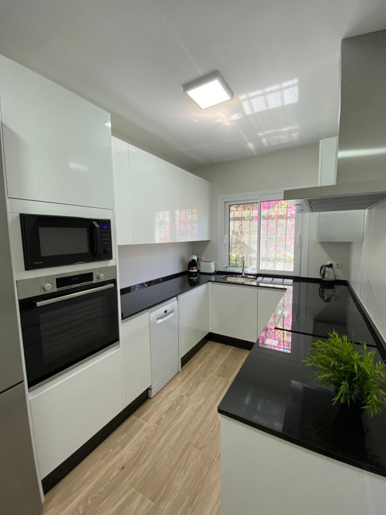 Independent Villa Beach House El Bosque 라칼라데미야스 외부 사진